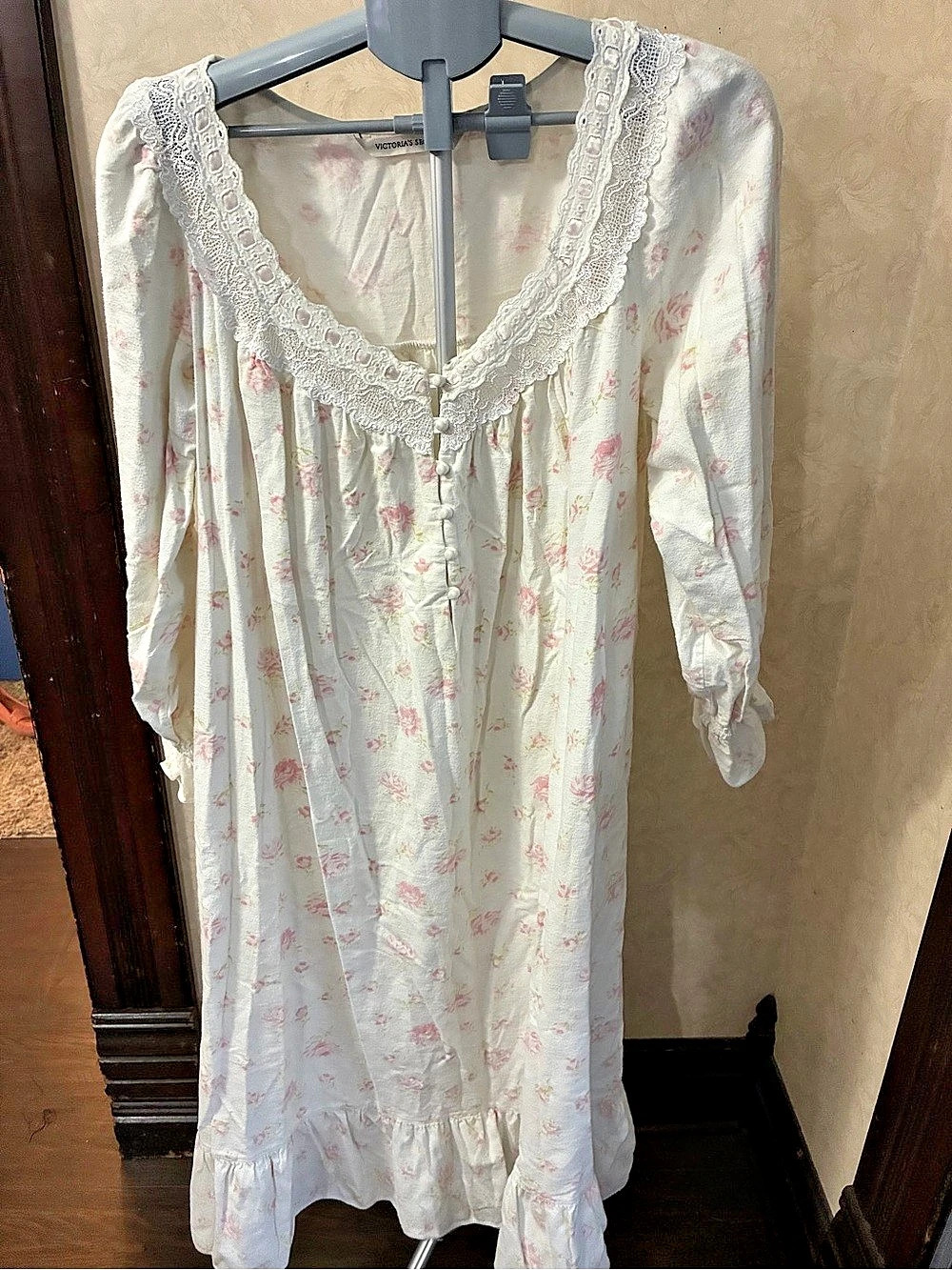 Vintage Victoria's Secret Floral Lace-Trim Maxi Nightgown in White & Pink Like N
